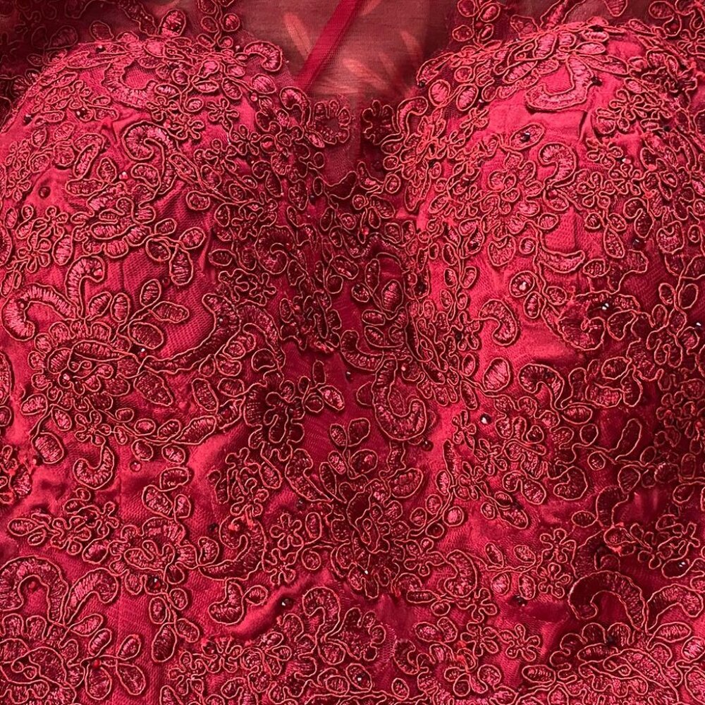 Party drees